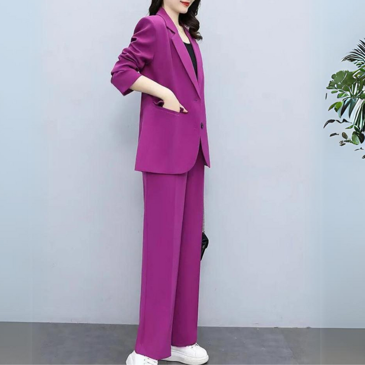 Marta | Women's Elegant Suit