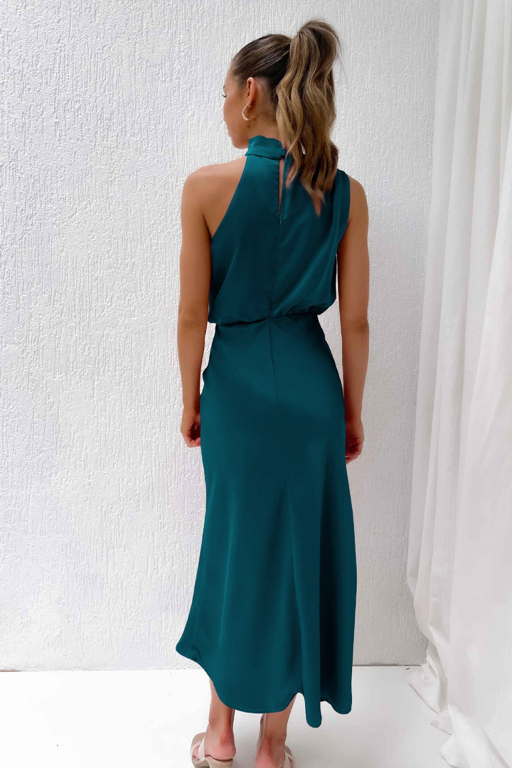 Theresa - Long dress with halter neck