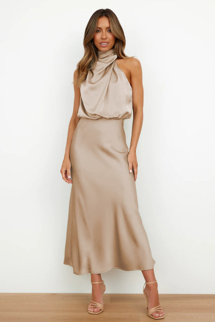 Theresa - Long dress with halter neck